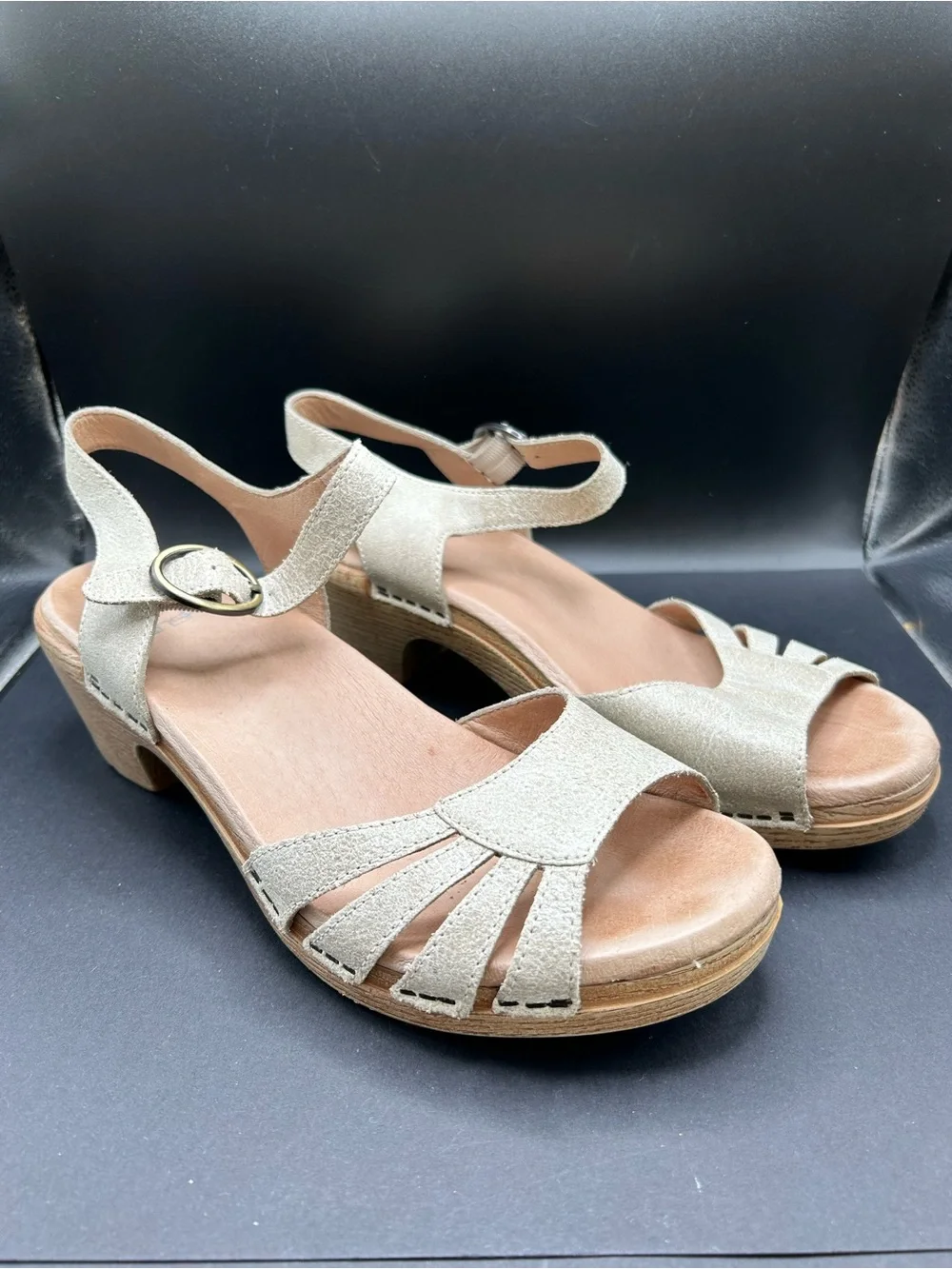 Dansko Marlowe Beige‎ Slingback Sandals Comfortable Low Heel Size 39